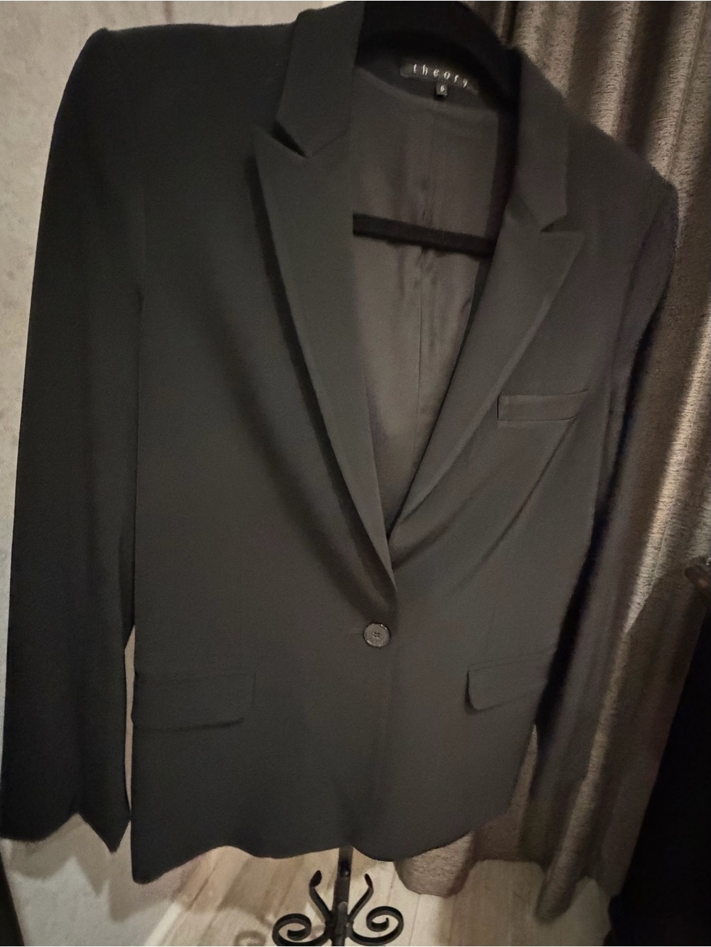 Theory women’s Black Single-Button Blazer